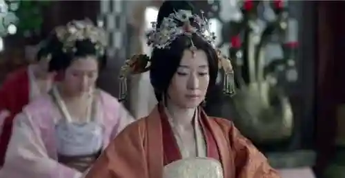 侍妃传后期最强阵容搭配(2023年熹妃传随从搭配)插图