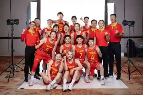 女篮阵容恶搞插图