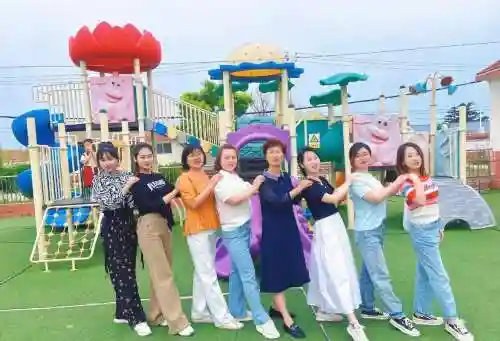 最强阵容幼师插图1
