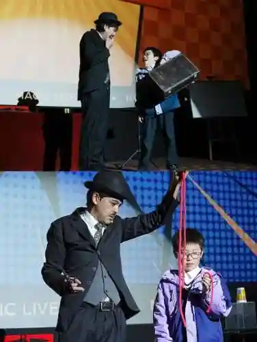 世界顶尖魔术表演阵容搭配，顶级魔术表演插图