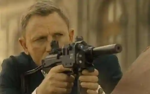 007终极武器电影，007中的武器